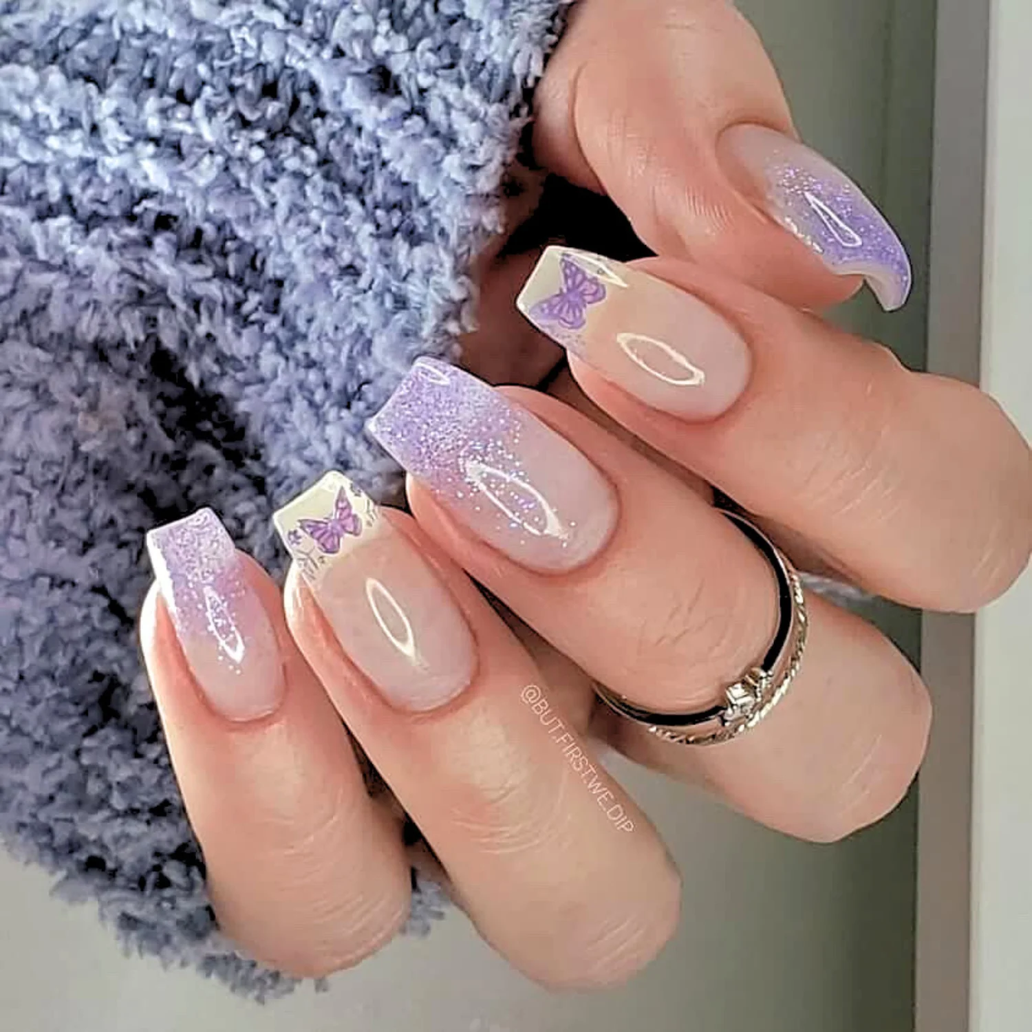 Salon manicure